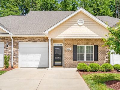 594 Retriever Ln, Mebane, NC, 27302