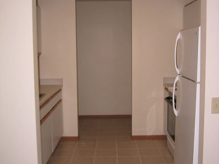 Windsor Pond Apartments — Photo 162