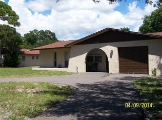 2587 Granada Cir E, Saint Petersburg, FL 33712