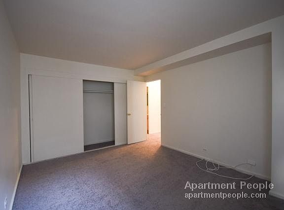 5th image of 3950 N Lake Shore Dr APT 1607B