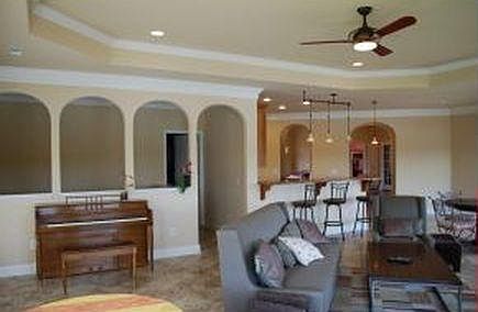 1st image of 141 Lake Harbor Dr