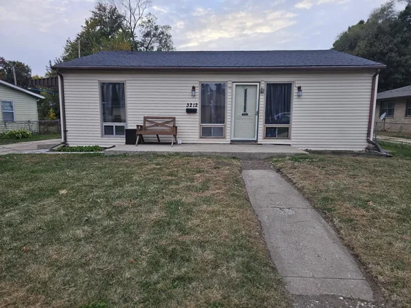 3212 Darwood Dr, Rockford, IL 61101