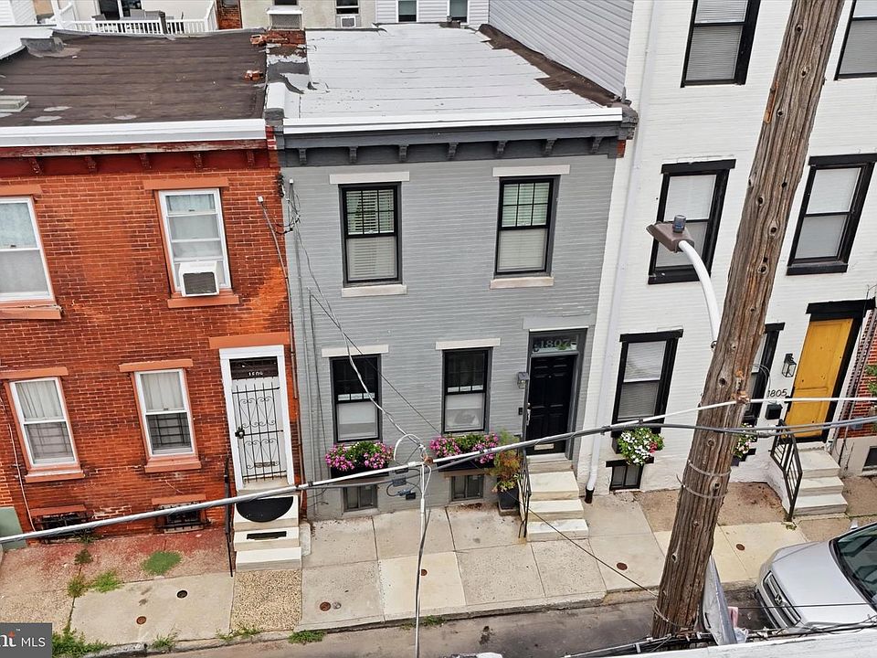 1st image of 1807 Webster St