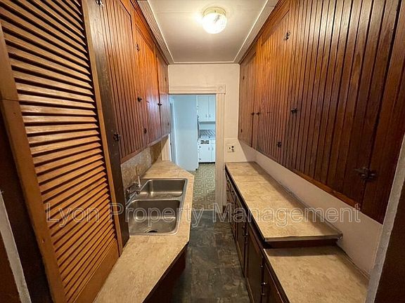5th image of 1393-1395 Main St Unit 1-M