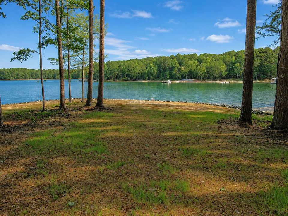 1st image of 108 Shoreline Dr