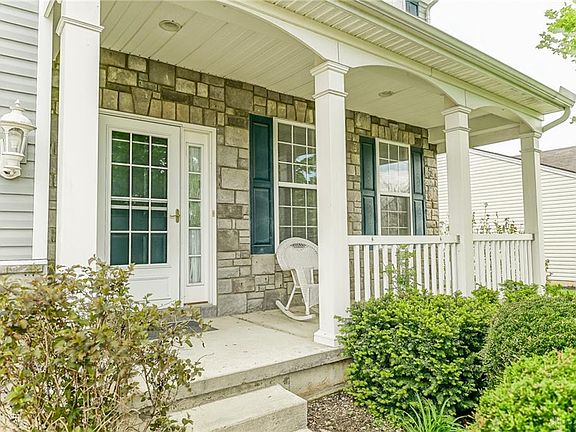 2nd image of 818 Chapelgate Dr