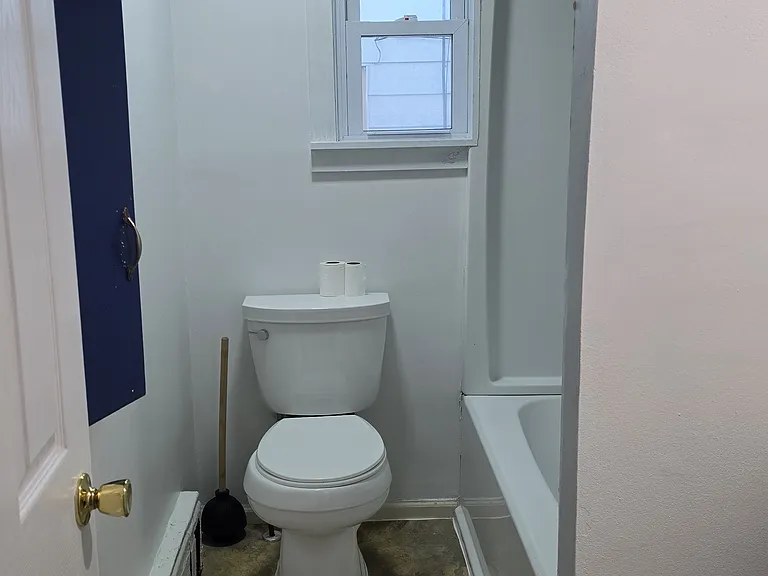 11 E Main St #11 — Photo 11