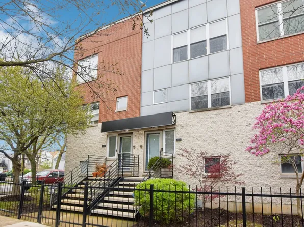 1823 N Rockwell St, Chicago, IL 60647