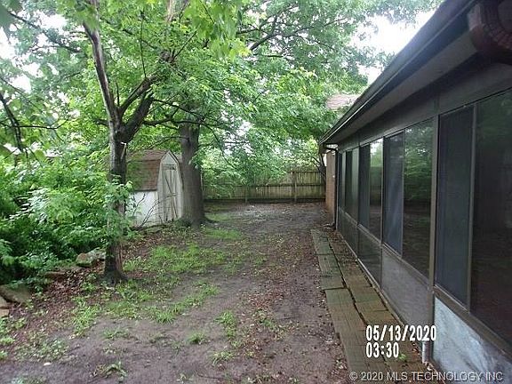 2nd image of 500 Lee Dr