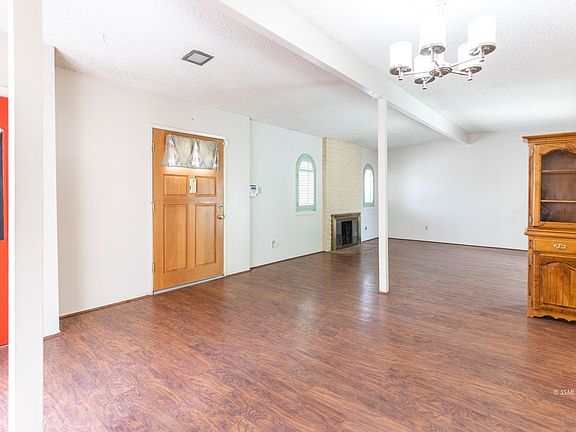 5th image of 236 W Drummond Ave #B