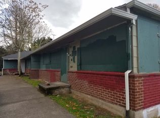 5830-5834 E Burnside St, Portland, OR 97215