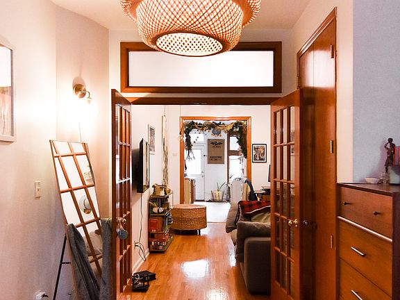 3rd image of 141 N 11th St APT 1