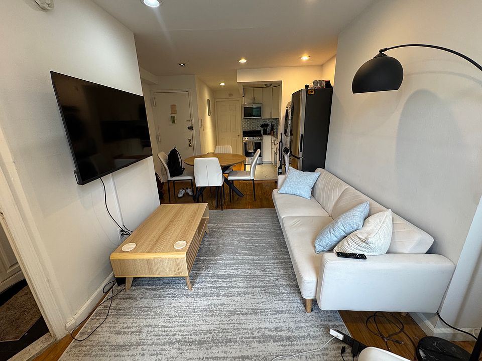 1st image of 184 1st Ave APT 6