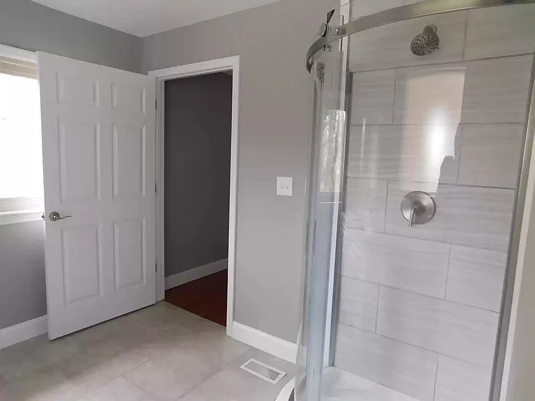 412 Crest St — Photo 8