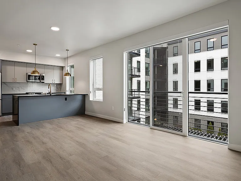 Ivory | Kitchen