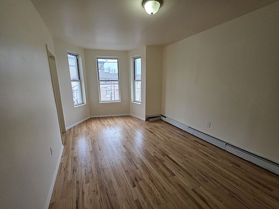 2nd image of 804 E 169th St APT 3