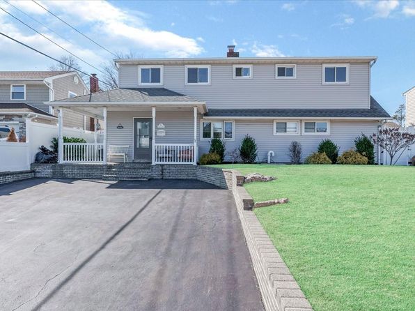 Property image for 93 Bloomingdale Road, Levittown, NY 11756