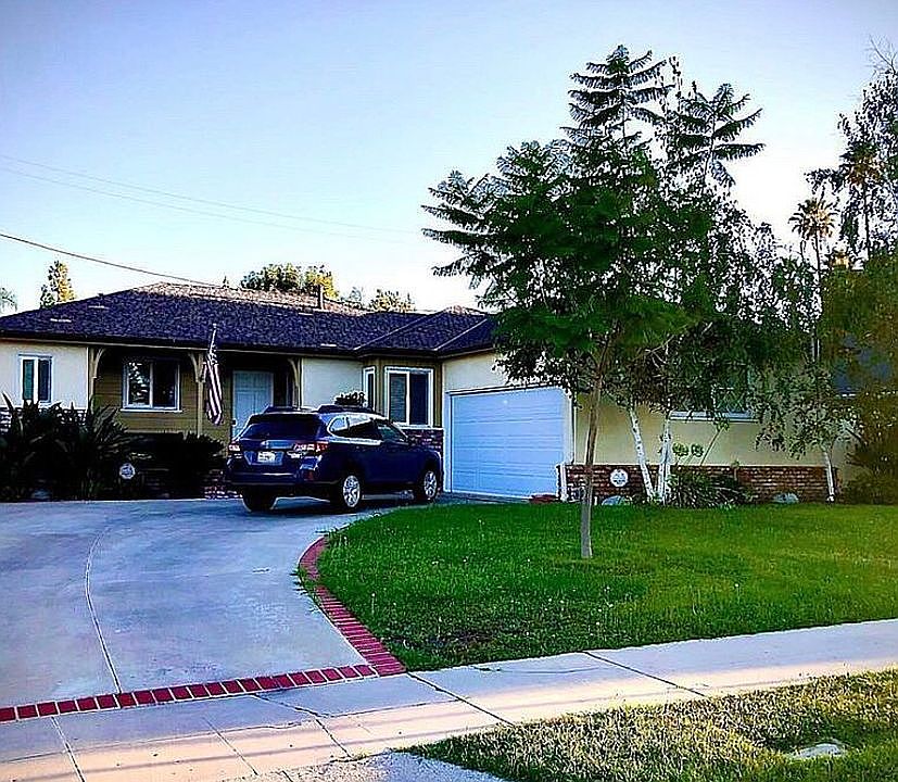 1st image of 22072 Gilmore St
