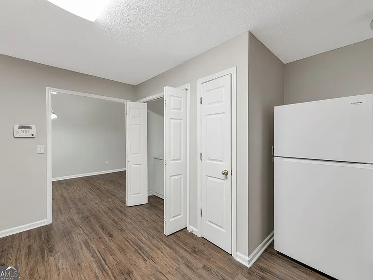 45 Mineral Springs Ln — Photo 7