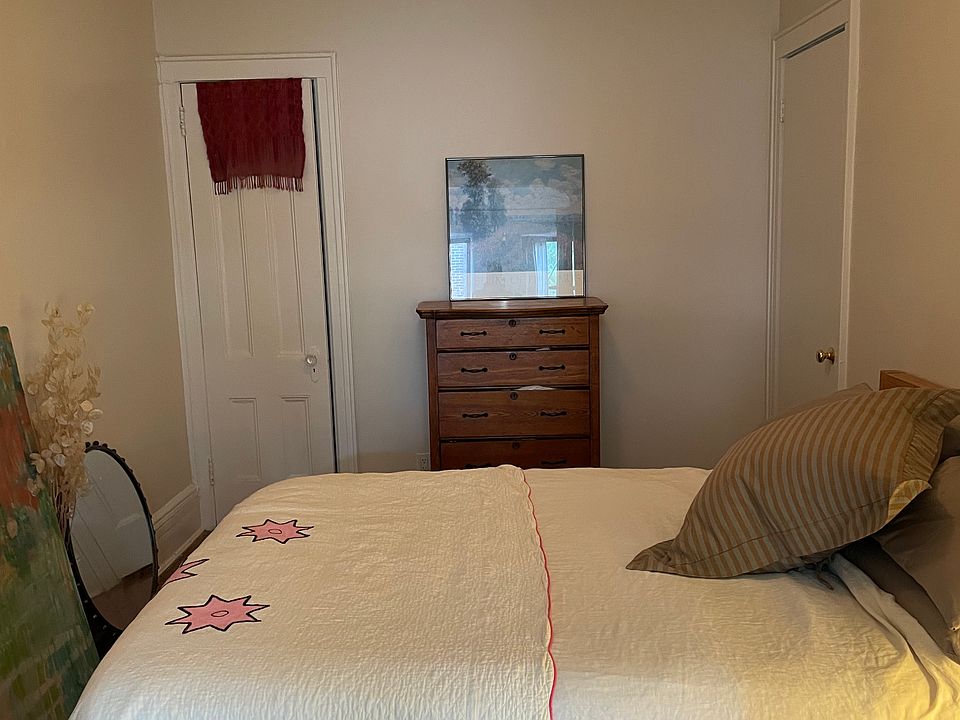2nd image of 277 6th Ave APT 3R