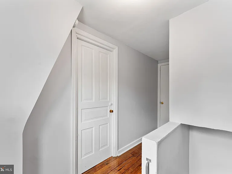 809 Ardmore Ave — Photo 26
