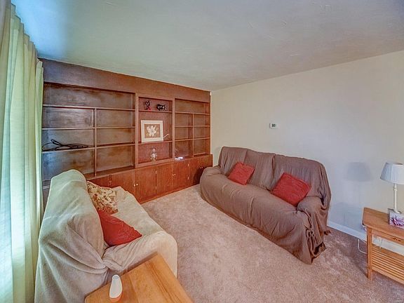 4th image of 1721 Moro Ave