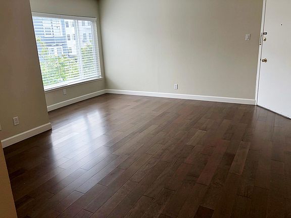 4th image of 1490 Chestnut St #3A