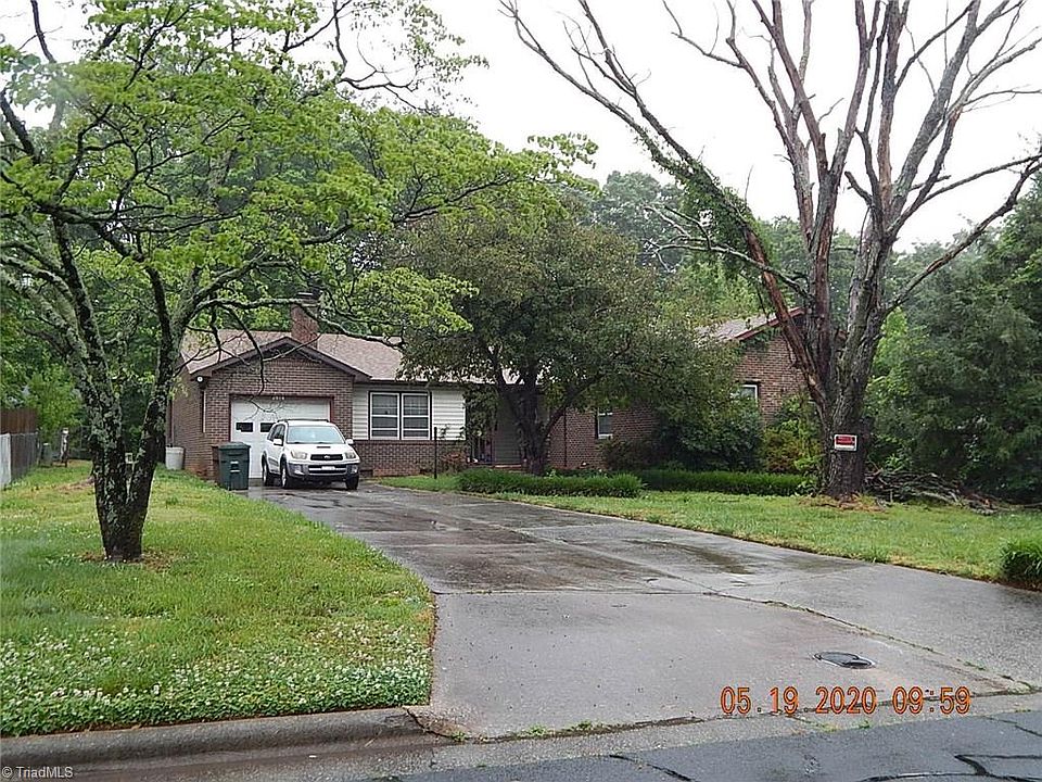 1st image of 2804 Beaconwood Dr