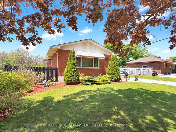 4th image of 50 Algonquin Cres