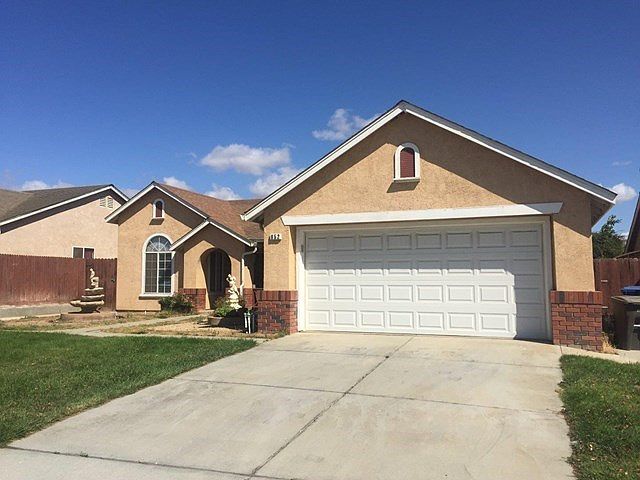 2nd image of 852 Prado Dr