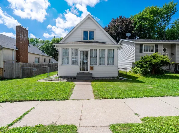 1036 Geranium Ave E, Saint Paul, MN 55106