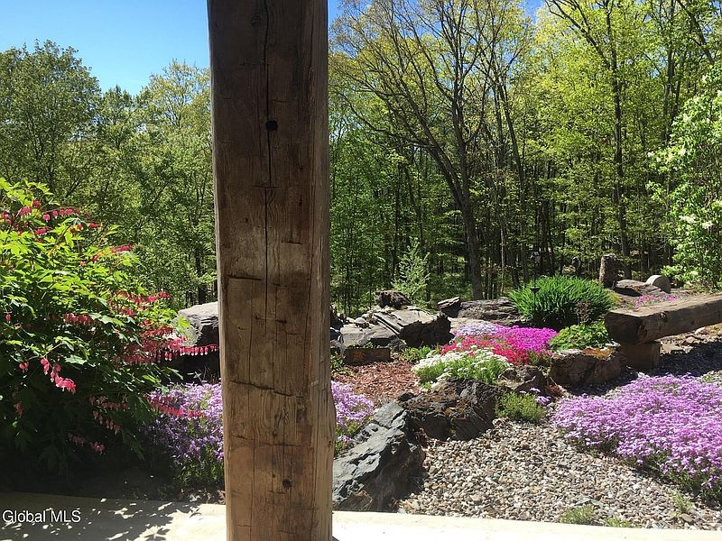 4th image of 68 Red Gate Lane