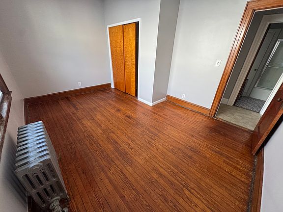 5th image of 35 Madeline Ave #2R