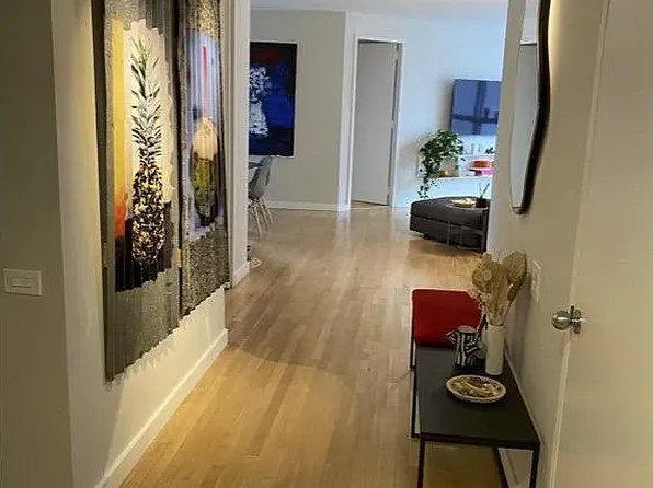 146 W 57th St APT 38A, New York, NY 10019