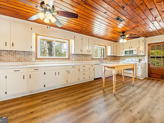 5th image of 154 Eastanollee Rd