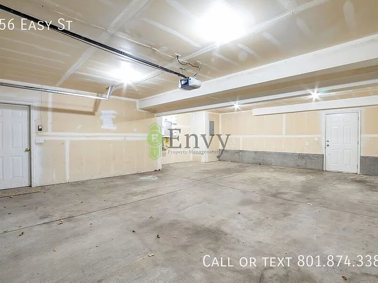 856 Easy St — Photo 14