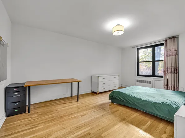 139-15 83rd Avenue image 15 of 21