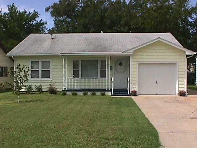 1st image of 1019 Nw #N