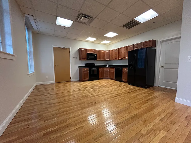 450 Hope St #2E — Photo 8
