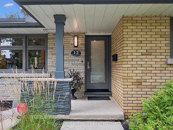 3rd image of 12 Westmount Rd