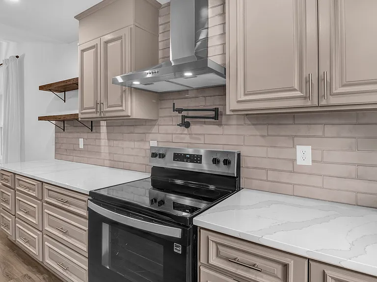 1413 Grantland Pl — Photo 16