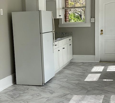 5th image of 525 Palm Ave