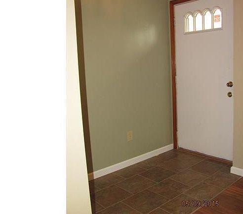 2nd image of 3354 Amherst Ave