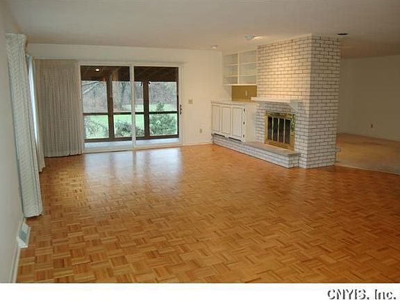 5th image of 403 Kimry Moor #403