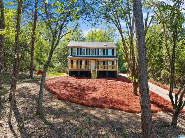 640 Woodhaven Dr, Pinson, AL 35126