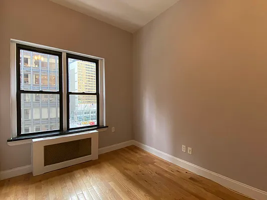 Rented by REAL New York | media 12