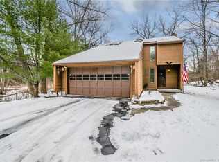 71 Marlson Rd, Meriden, CT 06450