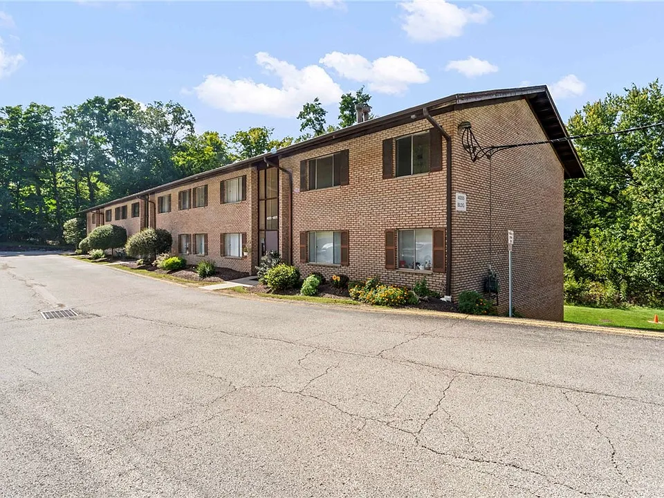 4073 Sanlin Dr