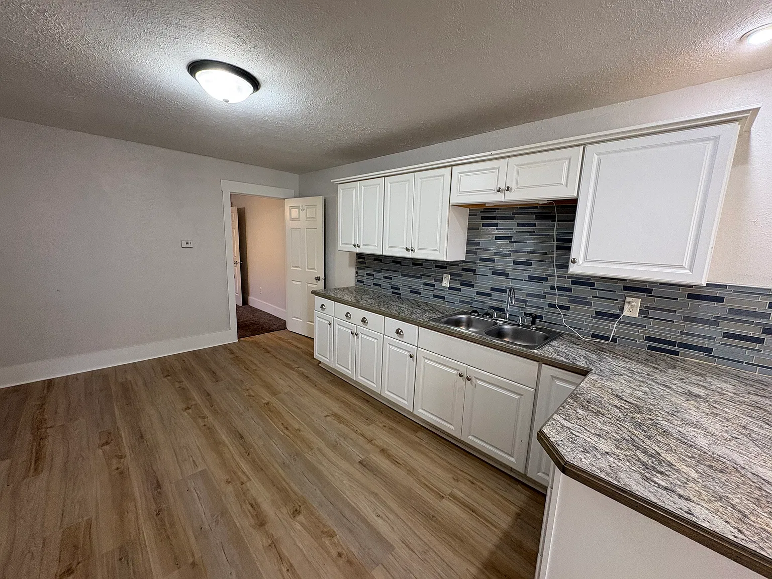 1711 Nevada St — Photo 4