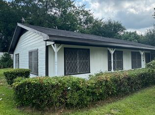 2655 S 6th St, Beaumont, TX 77701